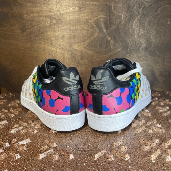 SOLD Original Adidas Superstar Pride Pack - Picture 6 of 8